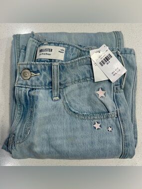 Hollister Light Blue Low-Rise Baggy Jeans with Pink Stars 00R 31” Inseam NWT